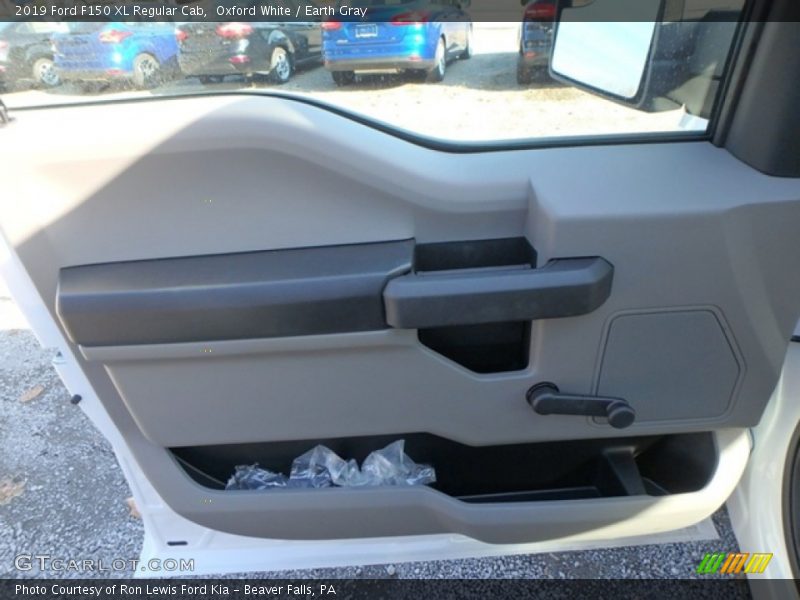 Oxford White / Earth Gray 2019 Ford F150 XL Regular Cab