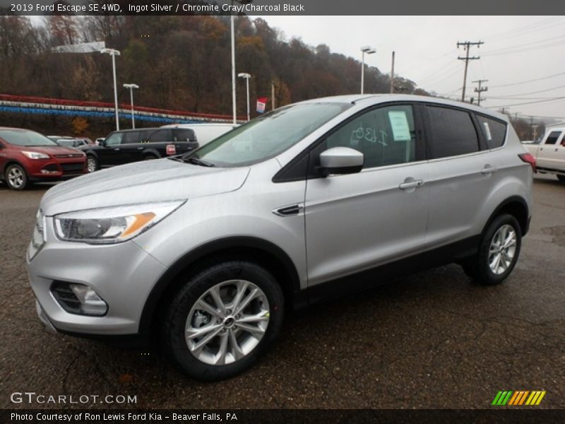 Ingot Silver / Chromite Gray/Charcoal Black 2019 Ford Escape SE 4WD