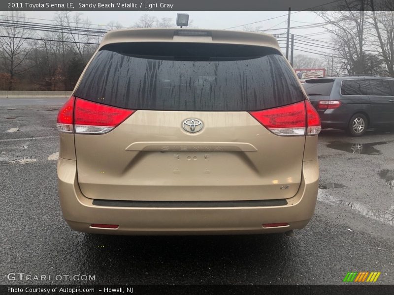 Sandy Beach Metallic / Light Gray 2011 Toyota Sienna LE