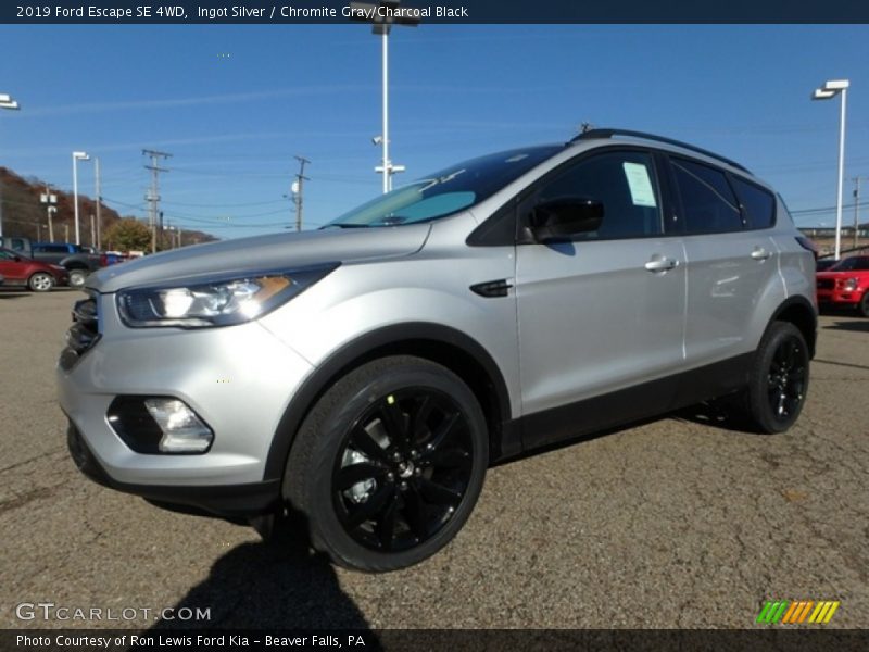 Ingot Silver / Chromite Gray/Charcoal Black 2019 Ford Escape SE 4WD