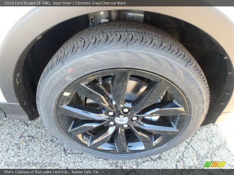 Ingot Silver / Chromite Gray/Charcoal Black 2019 Ford Escape SE 4WD