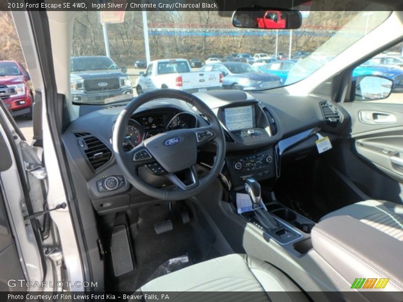 Ingot Silver / Chromite Gray/Charcoal Black 2019 Ford Escape SE 4WD