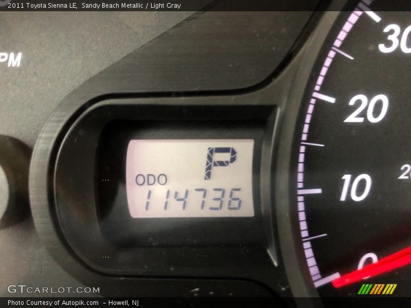 Sandy Beach Metallic / Light Gray 2011 Toyota Sienna LE