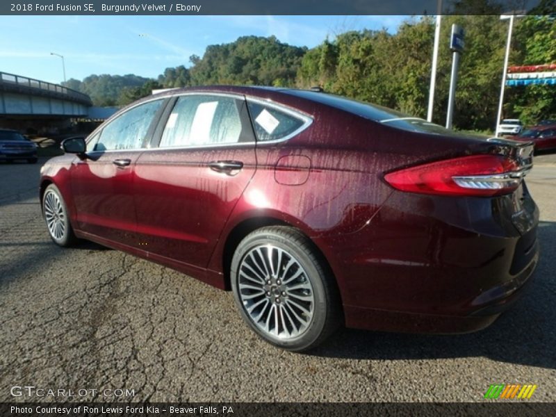 Burgundy Velvet / Ebony 2018 Ford Fusion SE