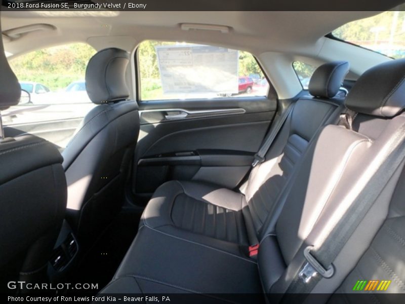 Burgundy Velvet / Ebony 2018 Ford Fusion SE