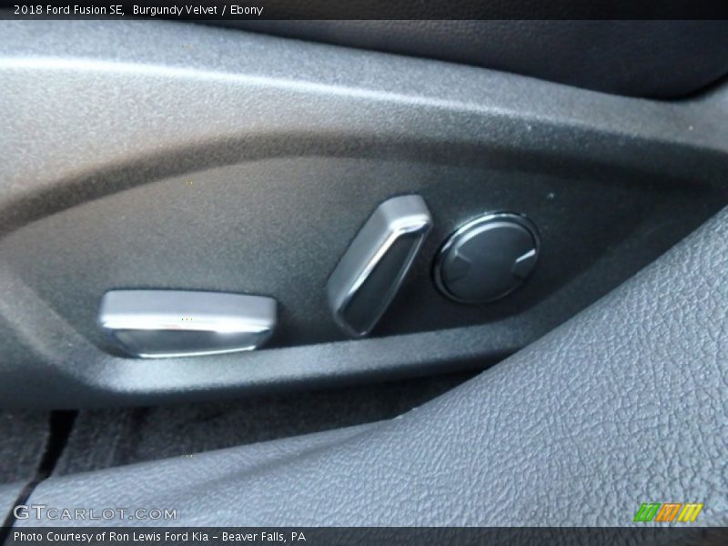 Burgundy Velvet / Ebony 2018 Ford Fusion SE