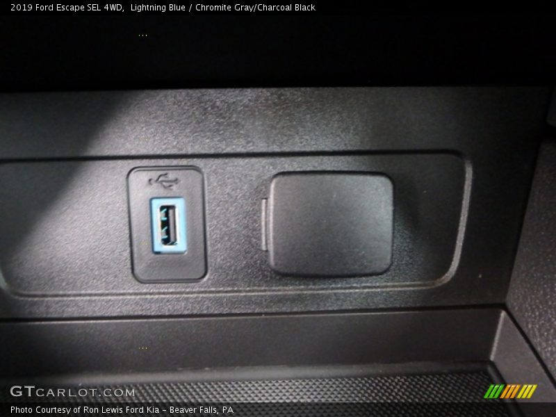 Lightning Blue / Chromite Gray/Charcoal Black 2019 Ford Escape SEL 4WD