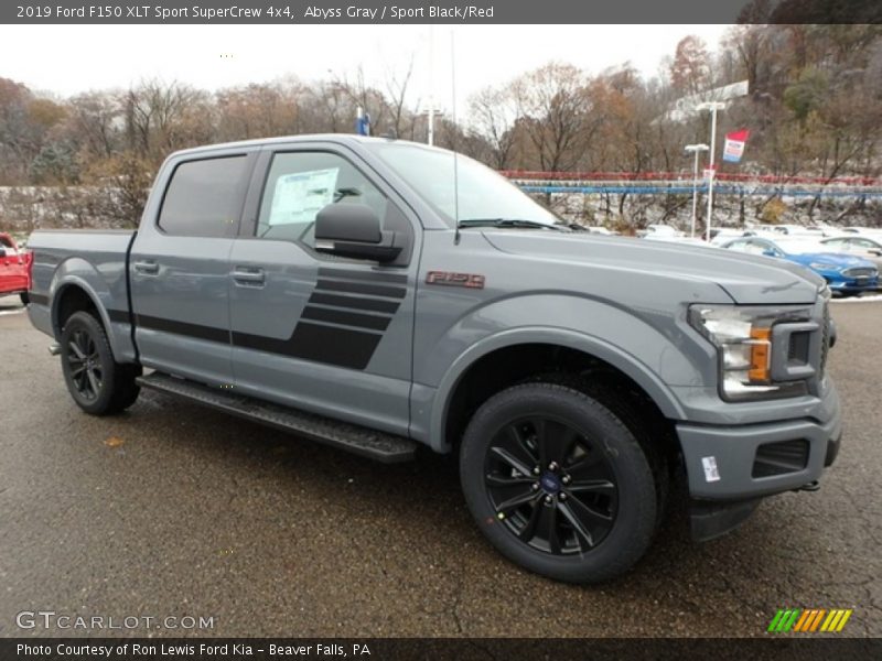 Front 3/4 View of 2019 F150 XLT Sport SuperCrew 4x4