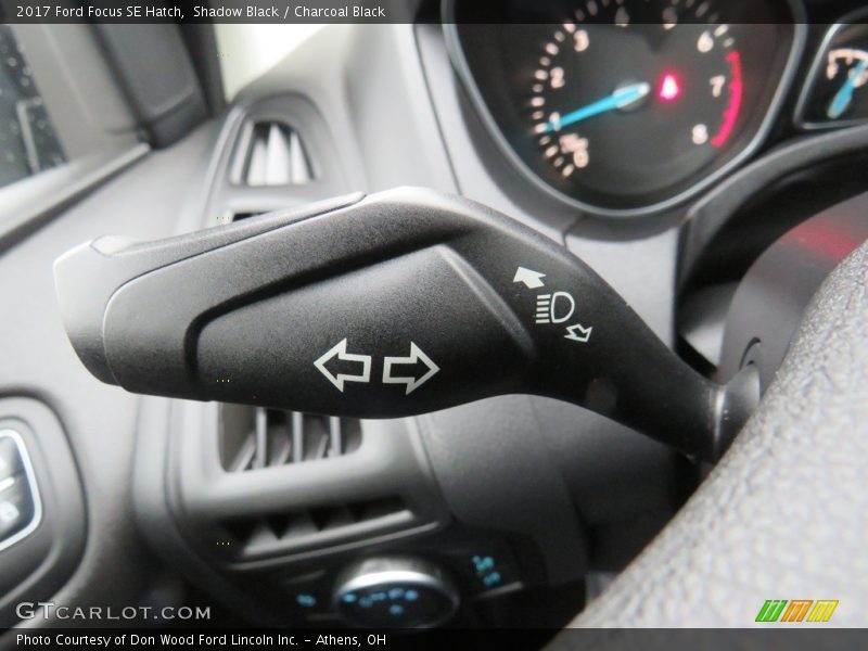Shadow Black / Charcoal Black 2017 Ford Focus SE Hatch