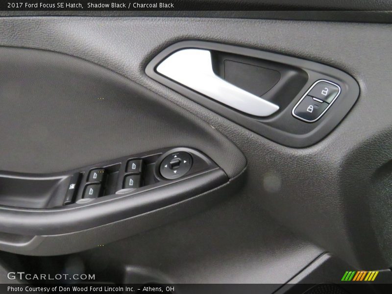 Shadow Black / Charcoal Black 2017 Ford Focus SE Hatch