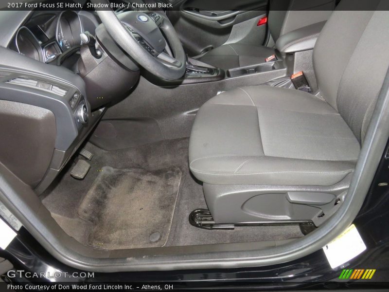 Shadow Black / Charcoal Black 2017 Ford Focus SE Hatch