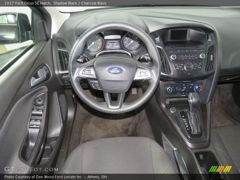 Shadow Black / Charcoal Black 2017 Ford Focus SE Hatch