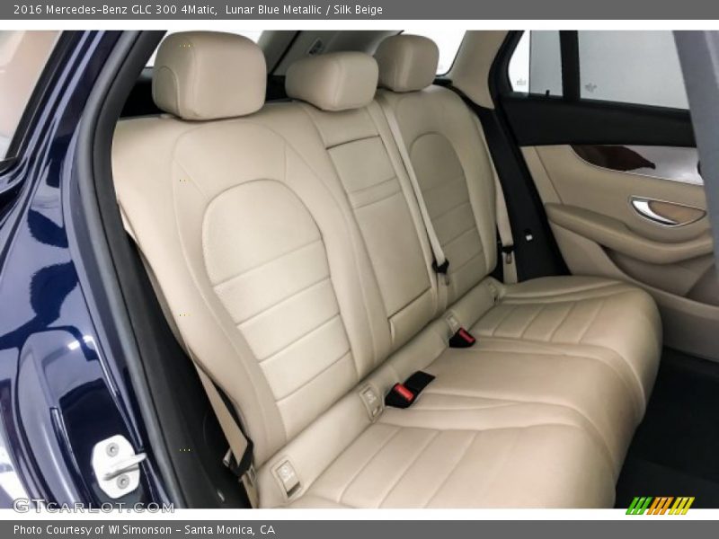 Lunar Blue Metallic / Silk Beige 2016 Mercedes-Benz GLC 300 4Matic