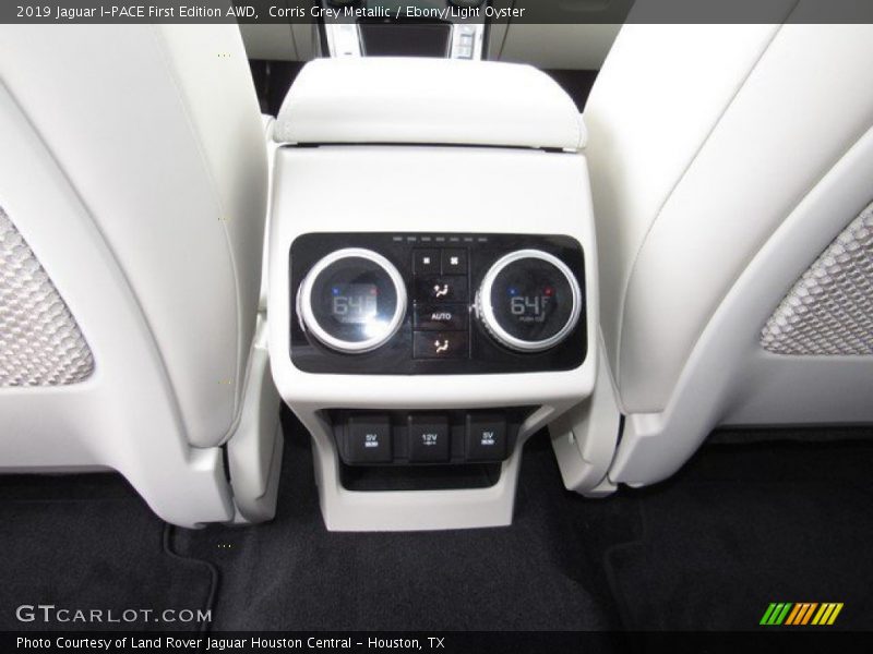 Corris Grey Metallic / Ebony/Light Oyster 2019 Jaguar I-PACE First Edition AWD