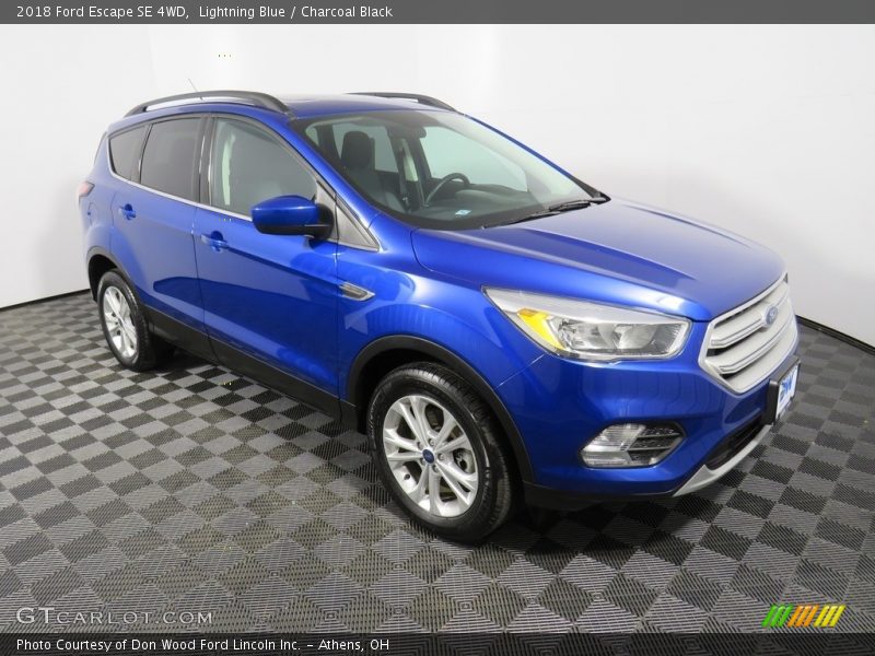 Lightning Blue / Charcoal Black 2018 Ford Escape SE 4WD