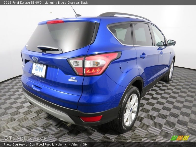 Lightning Blue / Charcoal Black 2018 Ford Escape SE 4WD