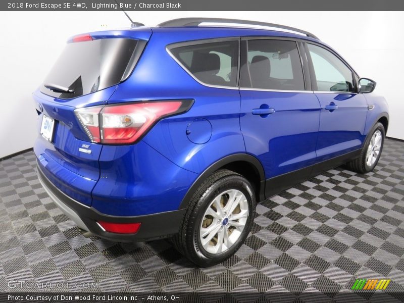 Lightning Blue / Charcoal Black 2018 Ford Escape SE 4WD