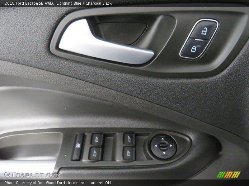 Lightning Blue / Charcoal Black 2018 Ford Escape SE 4WD