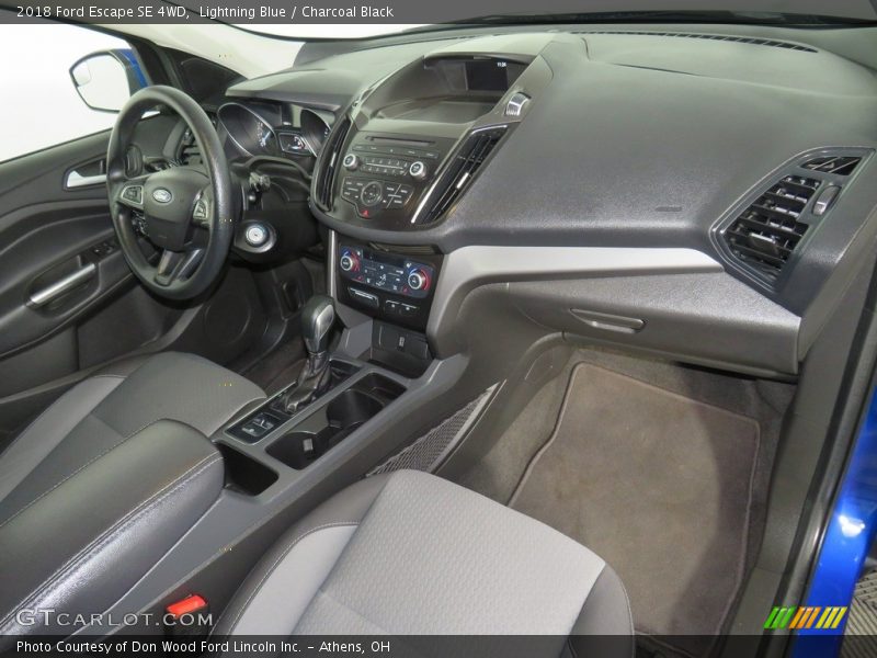 Lightning Blue / Charcoal Black 2018 Ford Escape SE 4WD