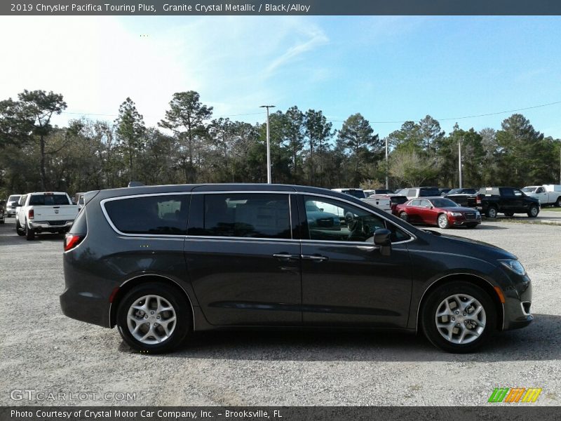 Granite Crystal Metallic / Black/Alloy 2019 Chrysler Pacifica Touring Plus