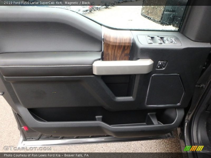 Magnetic / Black 2019 Ford F150 Lariat SuperCab 4x4