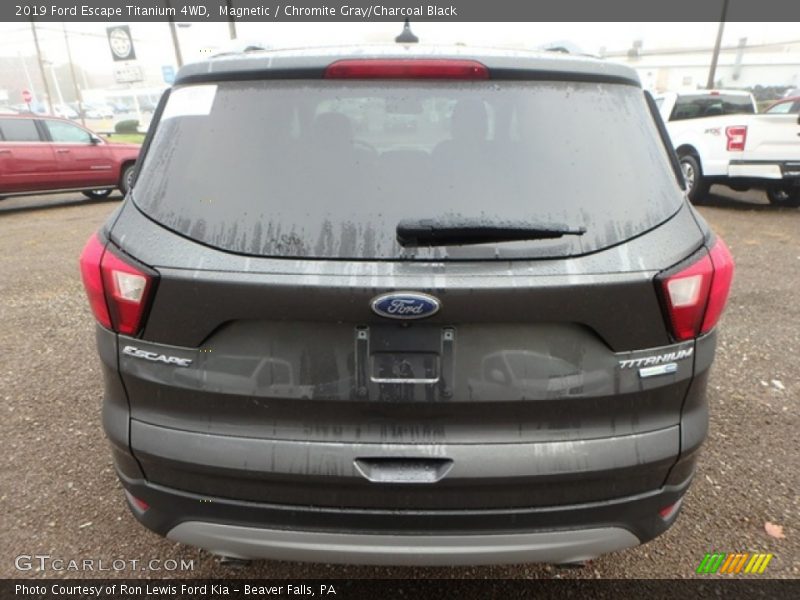 Magnetic / Chromite Gray/Charcoal Black 2019 Ford Escape Titanium 4WD