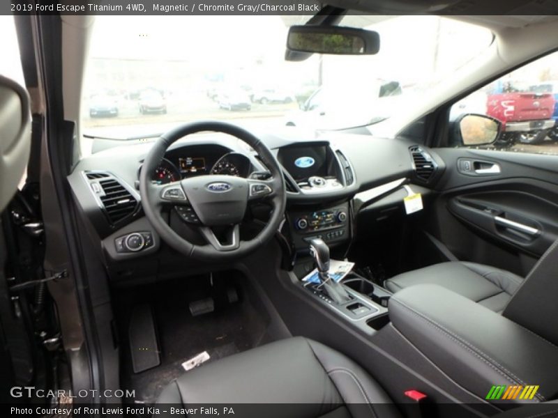 Magnetic / Chromite Gray/Charcoal Black 2019 Ford Escape Titanium 4WD
