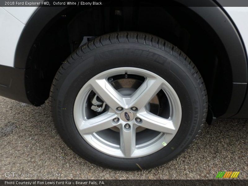 Oxford White / Ebony Black 2018 Ford Explorer FWD