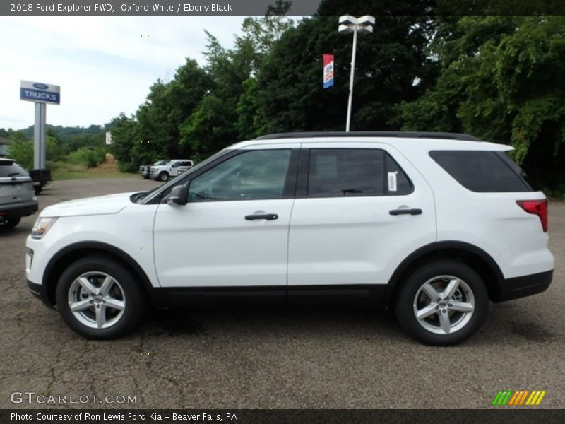 Oxford White / Ebony Black 2018 Ford Explorer FWD
