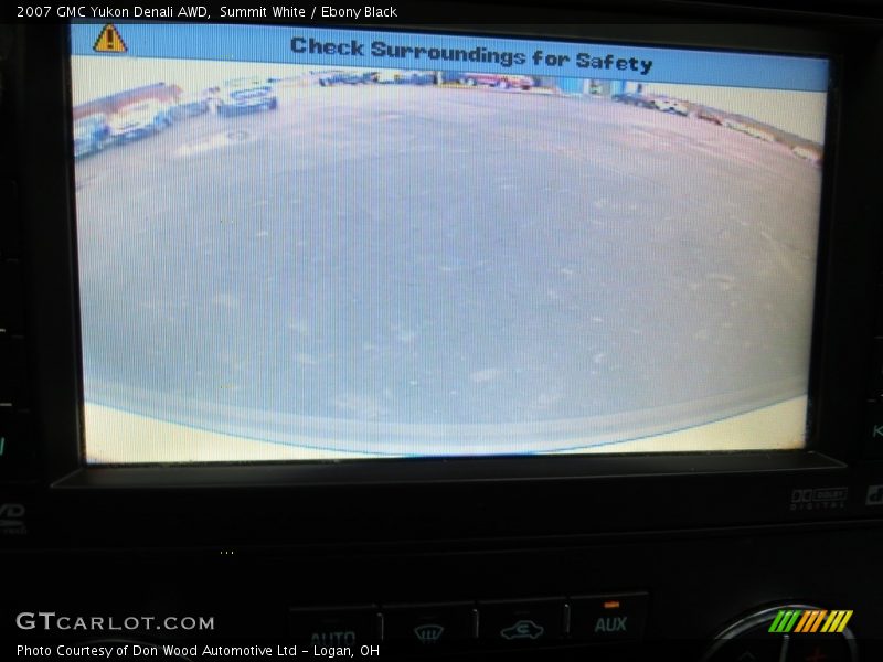 Summit White / Ebony Black 2007 GMC Yukon Denali AWD