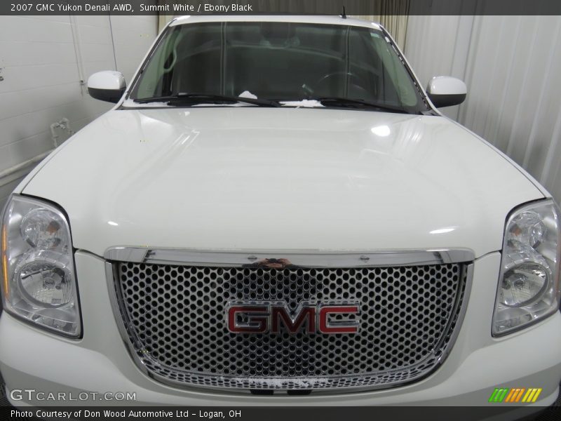 Summit White / Ebony Black 2007 GMC Yukon Denali AWD