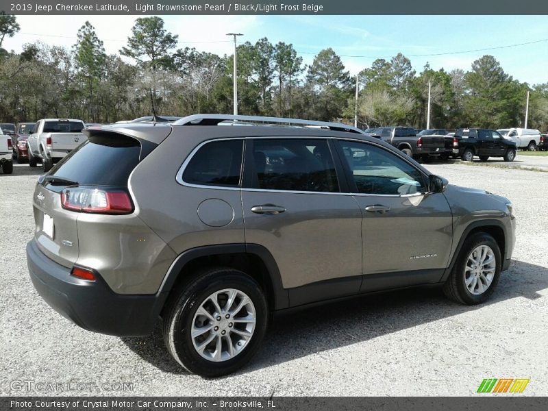 Light Brownstone Pearl / Black/Light Frost Beige 2019 Jeep Cherokee Latitude