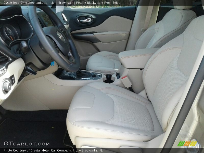 Light Brownstone Pearl / Black/Light Frost Beige 2019 Jeep Cherokee Latitude