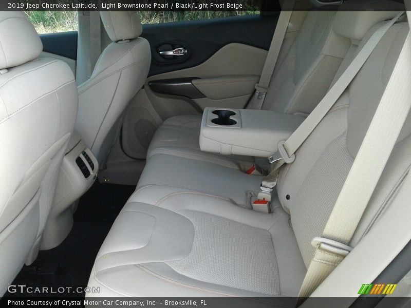 Light Brownstone Pearl / Black/Light Frost Beige 2019 Jeep Cherokee Latitude