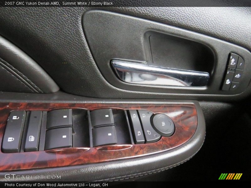 Summit White / Ebony Black 2007 GMC Yukon Denali AWD