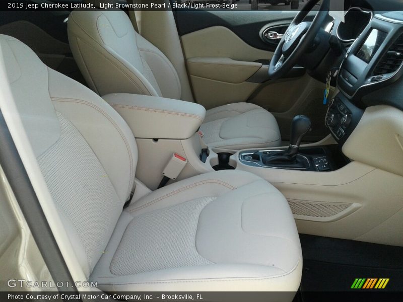 Light Brownstone Pearl / Black/Light Frost Beige 2019 Jeep Cherokee Latitude