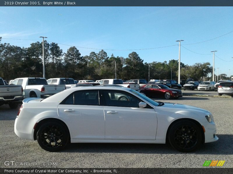 Bright White / Black 2019 Chrysler 300 S