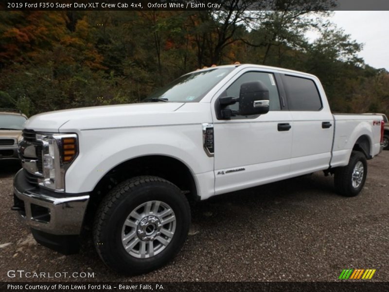 Oxford White / Earth Gray 2019 Ford F350 Super Duty XLT Crew Cab 4x4