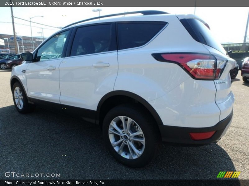 Oxford White / Charcoal Black 2018 Ford Escape SEL