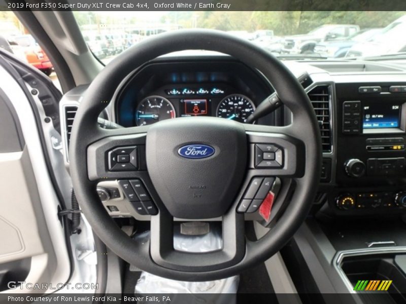 Oxford White / Earth Gray 2019 Ford F350 Super Duty XLT Crew Cab 4x4