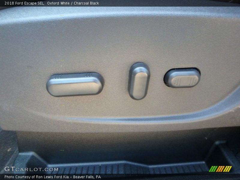 Oxford White / Charcoal Black 2018 Ford Escape SEL