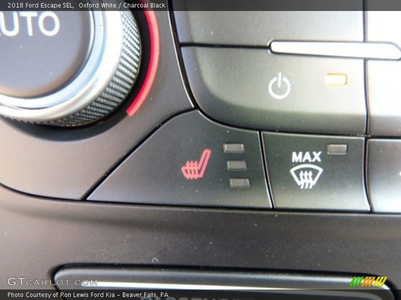 Oxford White / Charcoal Black 2018 Ford Escape SEL