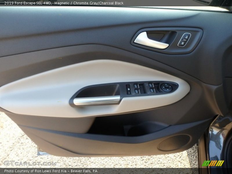 Magnetic / Chromite Gray/Charcoal Black 2019 Ford Escape SEL 4WD