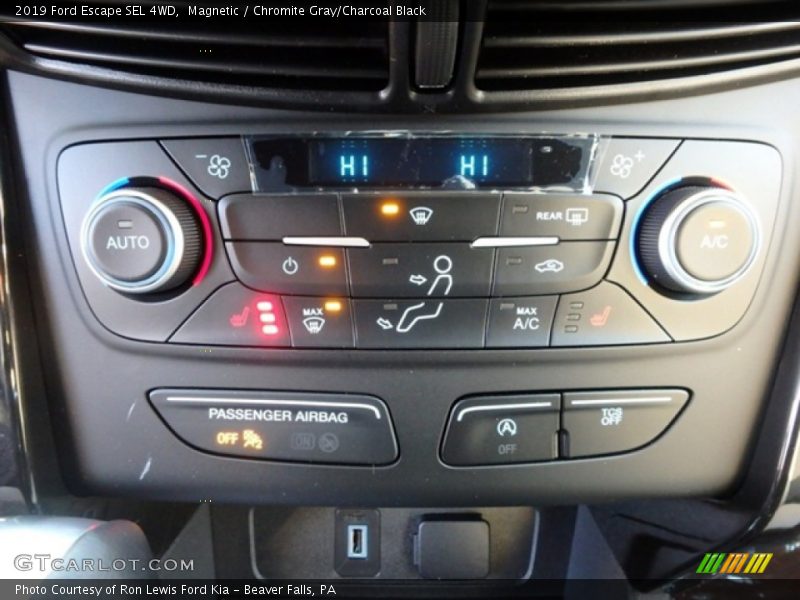 Magnetic / Chromite Gray/Charcoal Black 2019 Ford Escape SEL 4WD