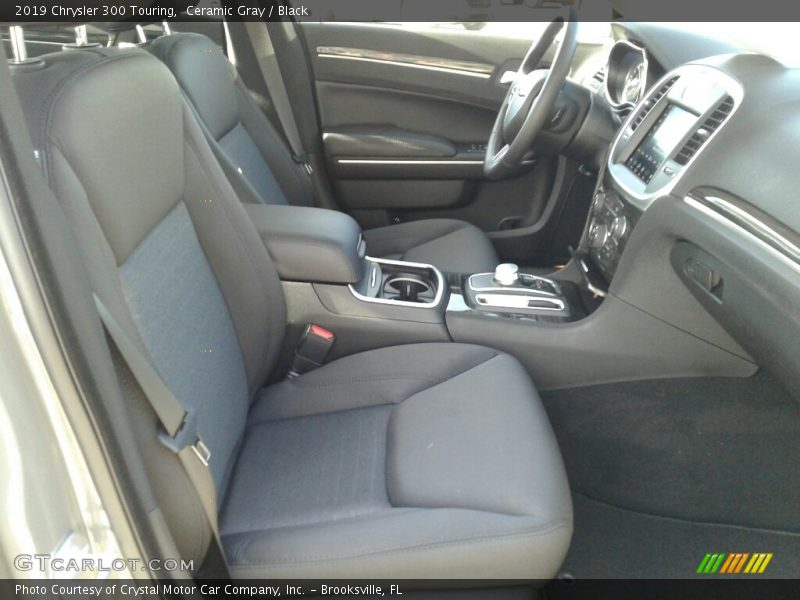 Ceramic Gray / Black 2019 Chrysler 300 Touring