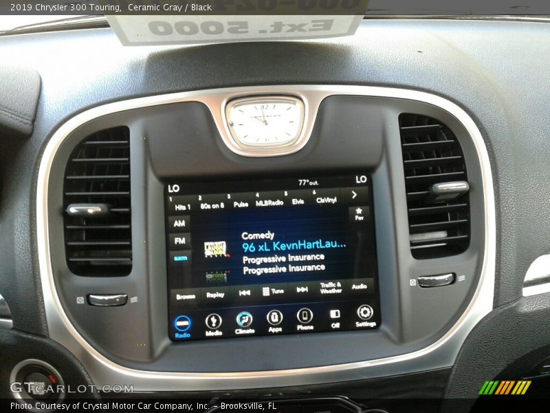 Ceramic Gray / Black 2019 Chrysler 300 Touring