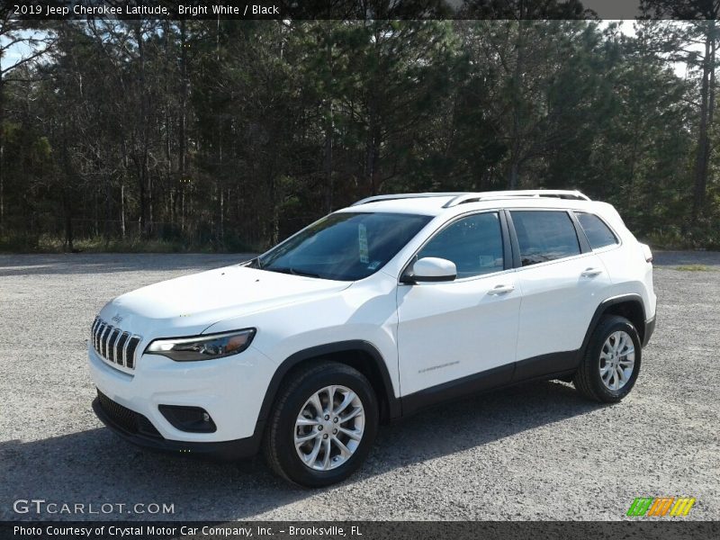 Bright White / Black 2019 Jeep Cherokee Latitude