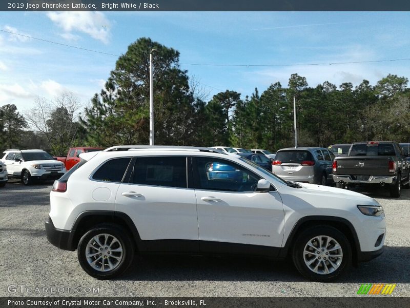 Bright White / Black 2019 Jeep Cherokee Latitude