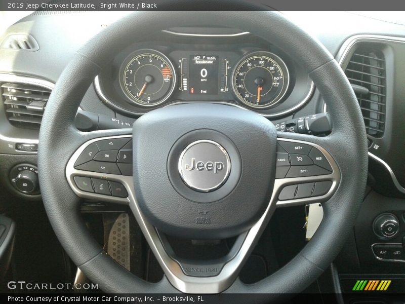 Bright White / Black 2019 Jeep Cherokee Latitude