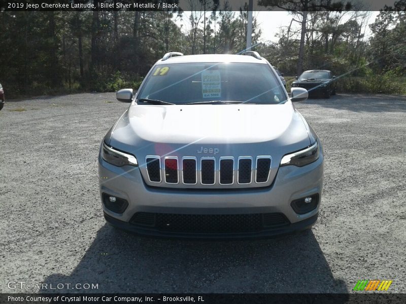Billet Silver Metallic / Black 2019 Jeep Cherokee Latitude